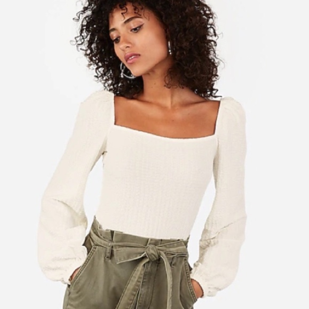 EXPRESS textured puff-sleeve blouse